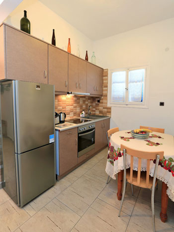 Studio 4 - Fully equiped kitchen